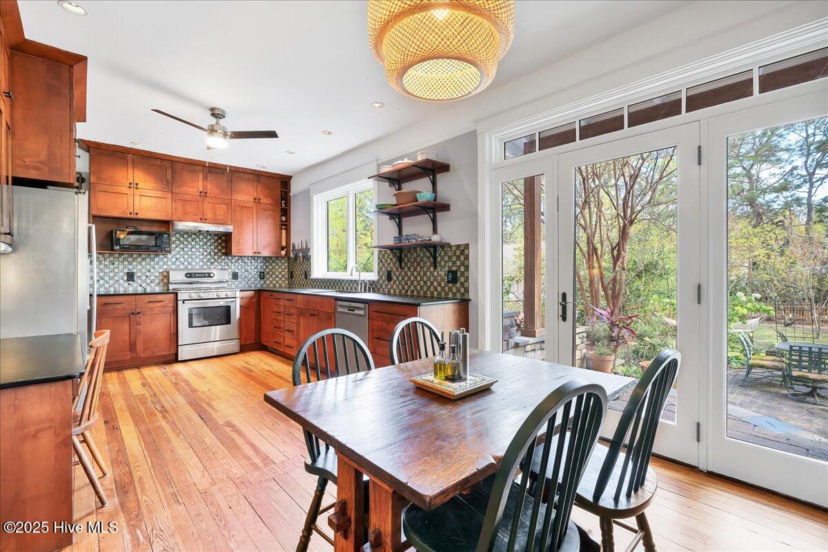 260 North Ridge Street Southern Pines, NC 28387 - Photo 12 of 47 Eat in Area