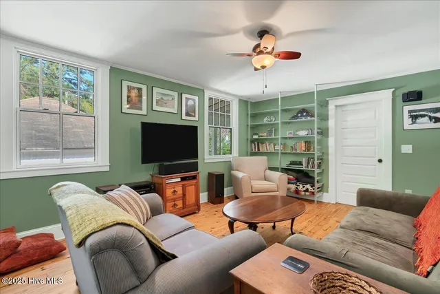 $925,000 | 260 North Ridge Street, Southern Pines, NC 28387