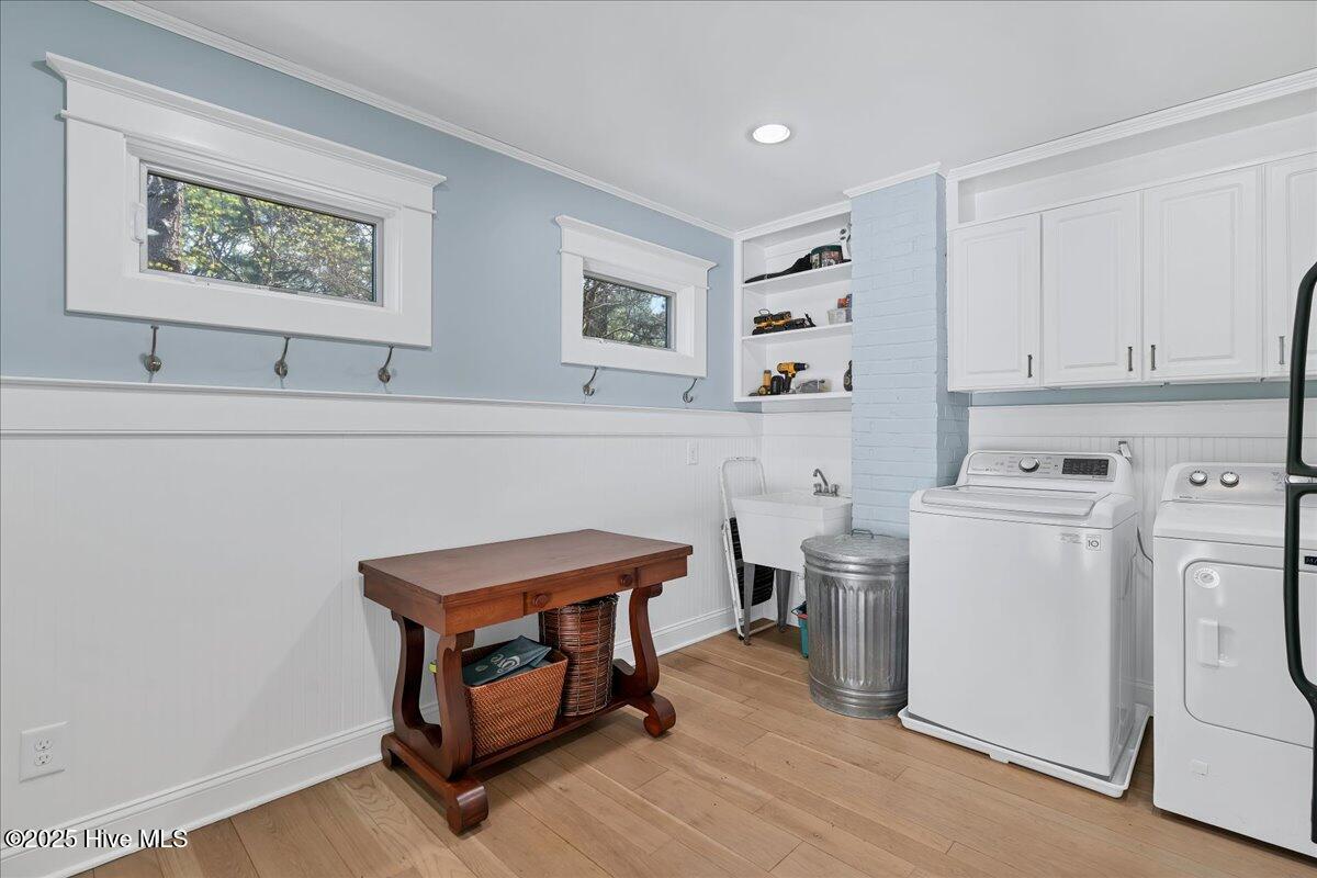 260 North Ridge Street Southern Pines, NC 28387 - Photo 20 of 47 Mud/Laundry Room