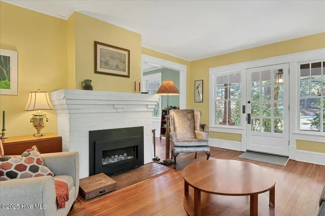 $925,000 | 260 North Ridge Street, Southern Pines, NC 28387