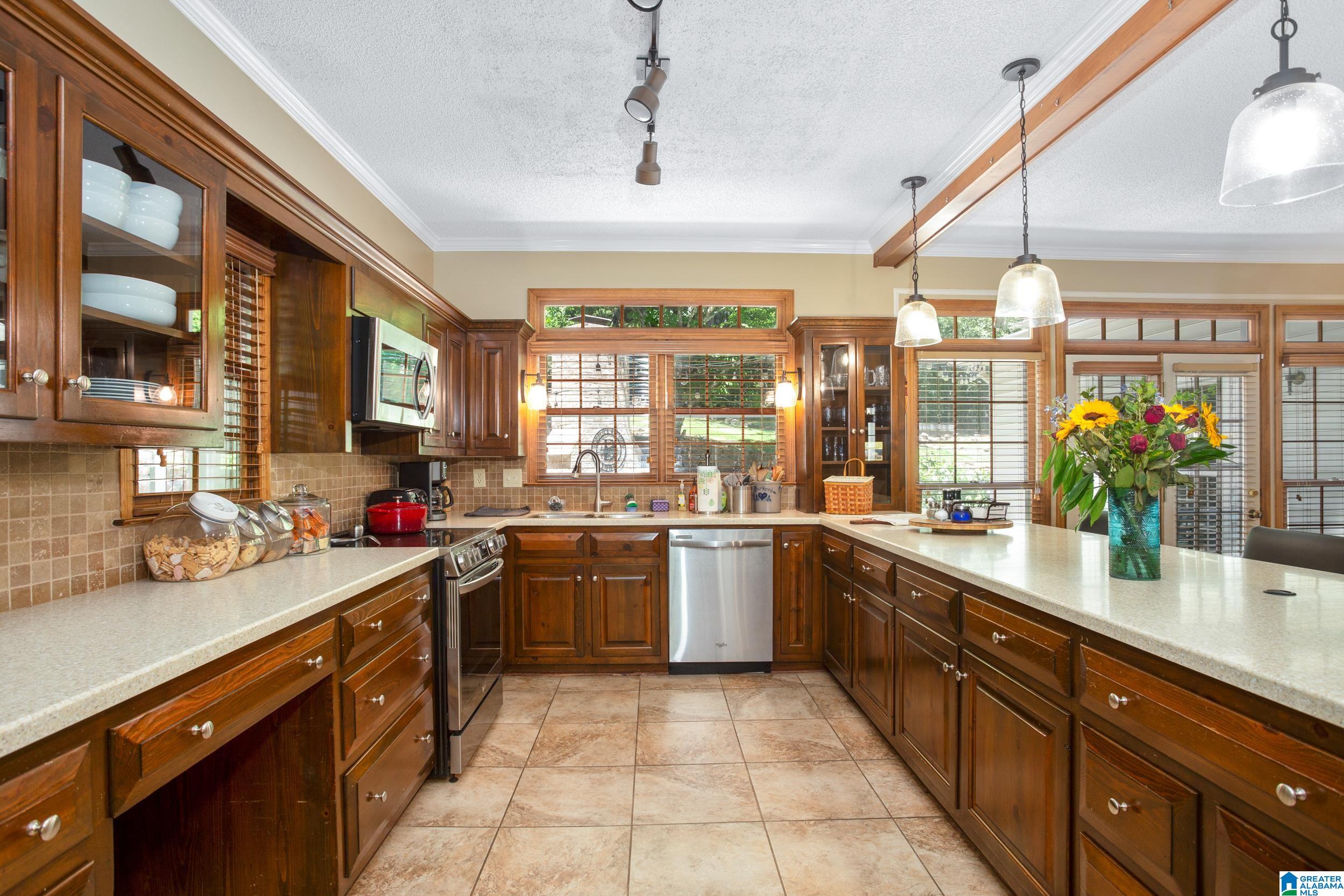 406 Laurel Springs Road Anniston, AL 36207 - Photo 7 of 53
