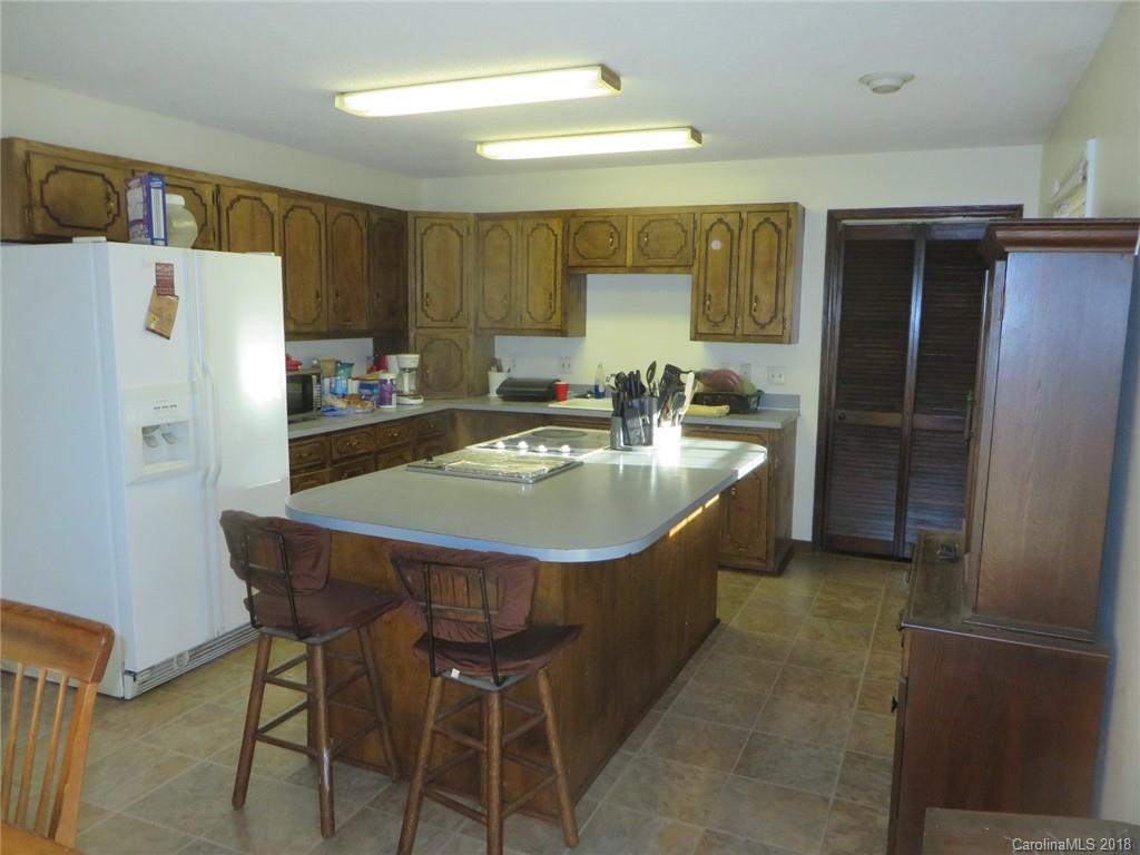 2889 St Marks Church Road Crouse, NC 28033 - Photo 3 of 16 Gallery Image 3