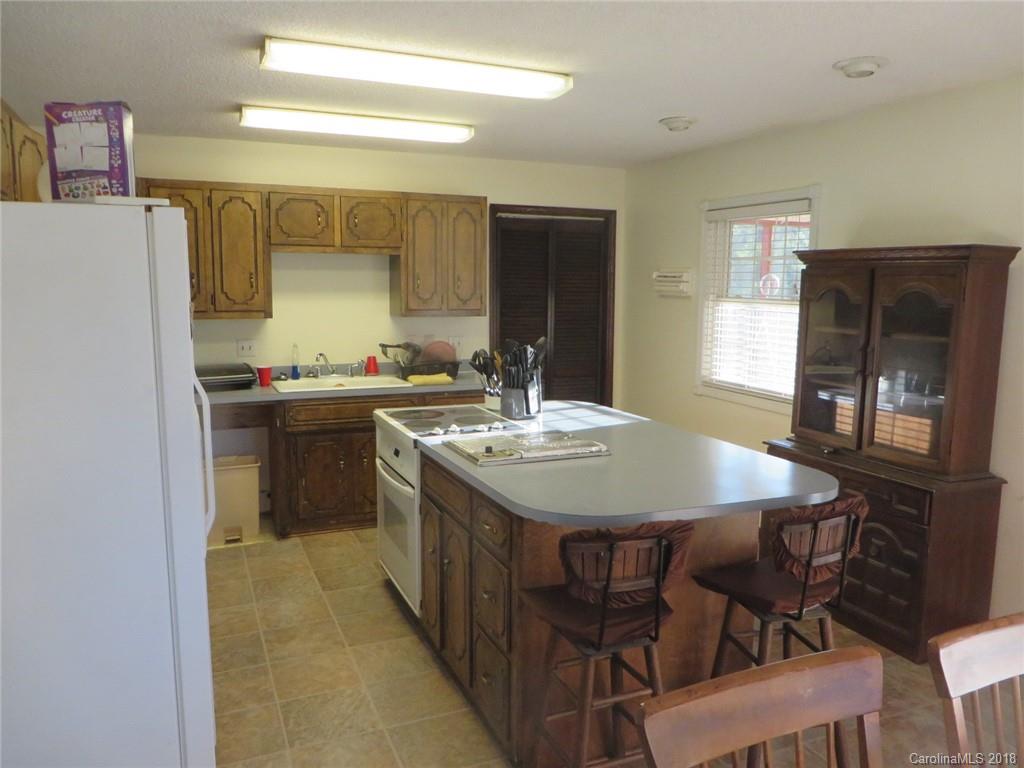 2889 St Marks Church Road Crouse, NC 28033 - Photo 4 of 16 Gallery Image 4