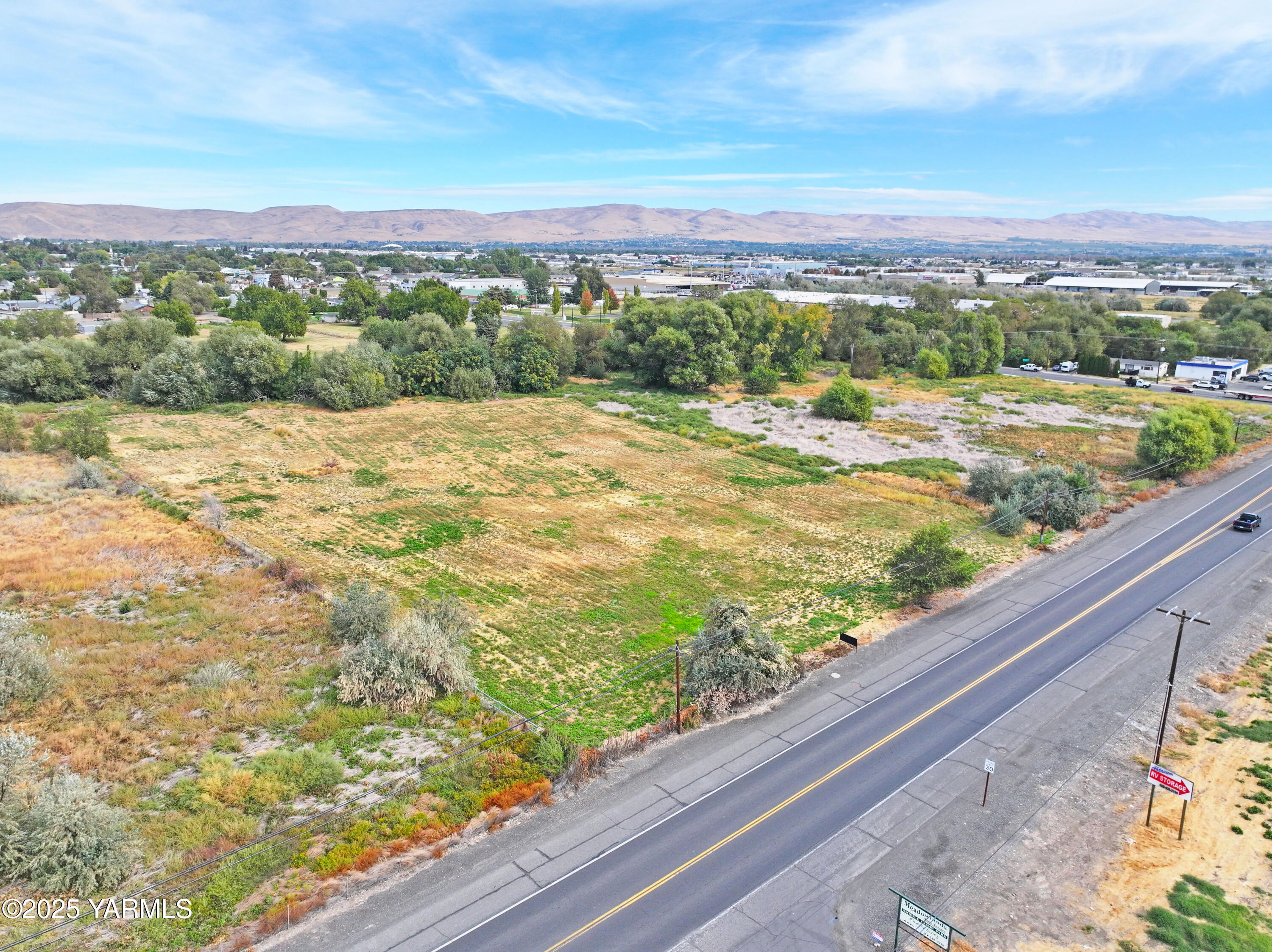 403 West Ahtanum Road Union Gap, WA 98903 - Photo 6 of 9 Photo