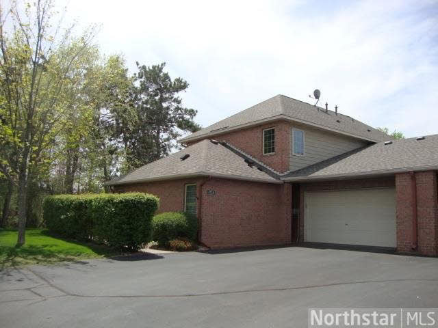1724 Hunter Hill Road Hudson, WI 54016 - Photo 2 of 18