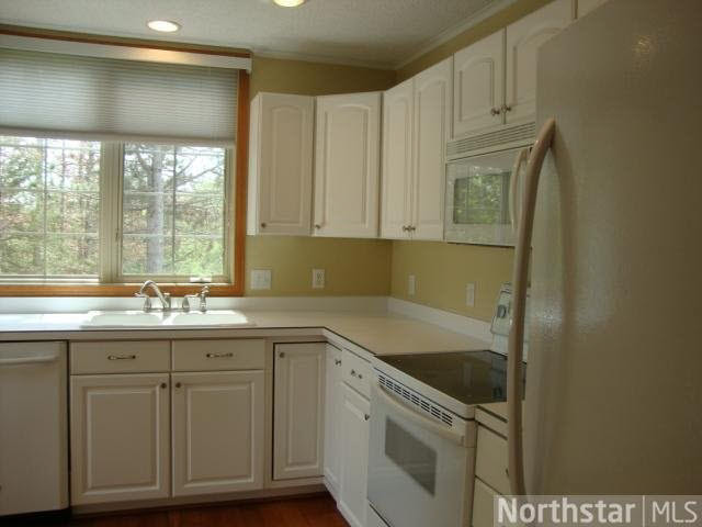 1724 Hunter Hill Road Hudson, WI 54016 - Photo 6 of 18