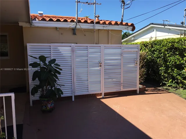 $875,000 | 1901 Southwest 90th Avenue, Miami, FL 33165