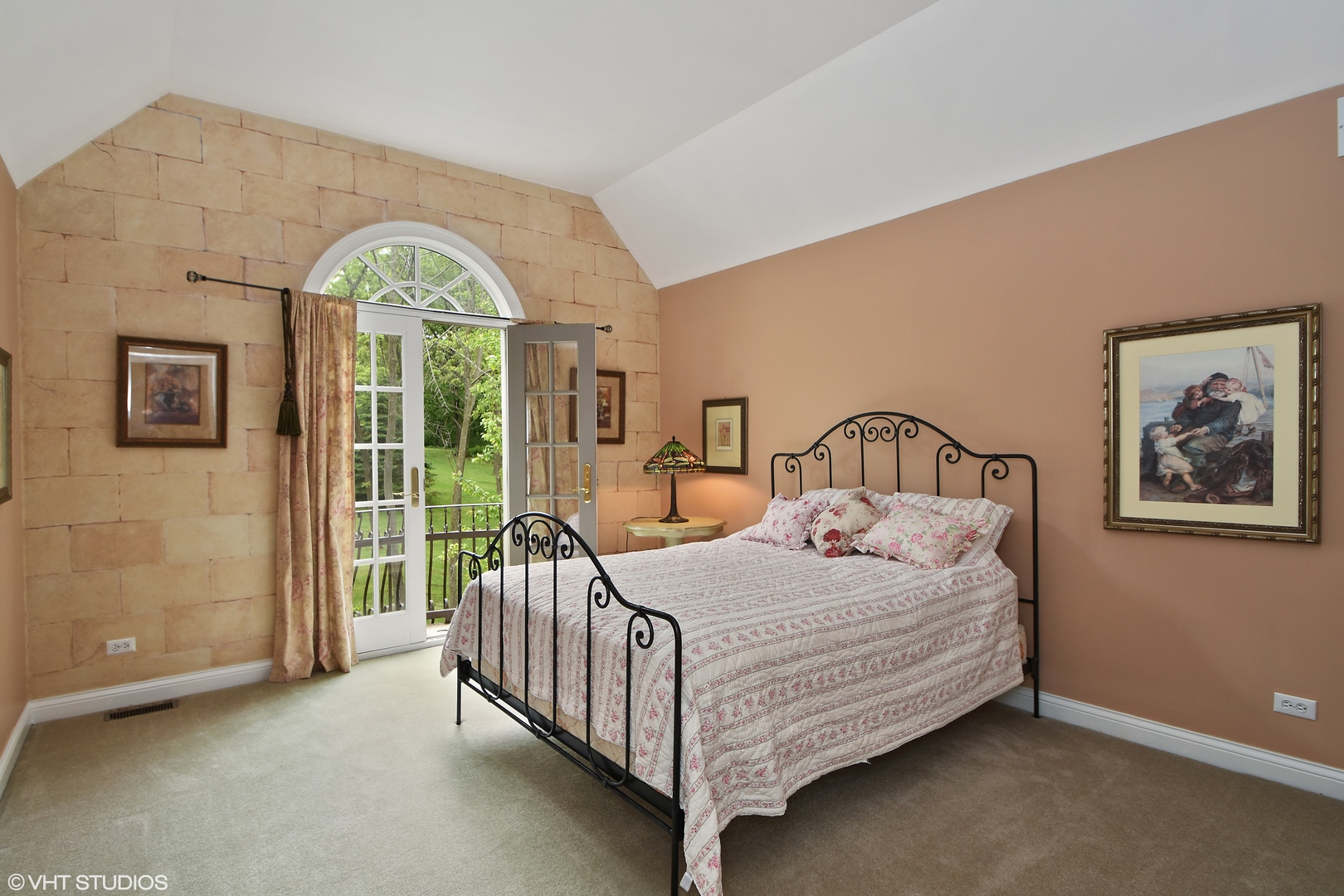 26010 West Airport Road Minooka, IL 60447 - Photo 17 of 28 a bedroom with a bed and a painting on the wall