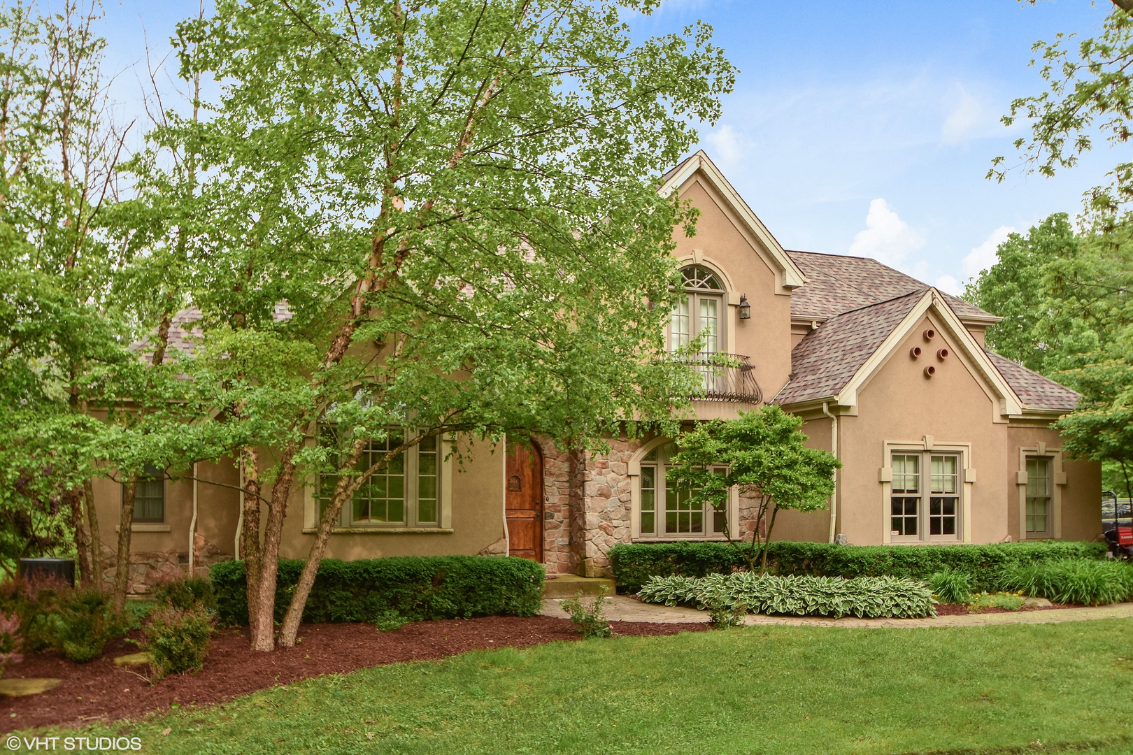 26010 West Airport Road Minooka, IL 60447 - Photo 3 of 28 front view of a house with a yard