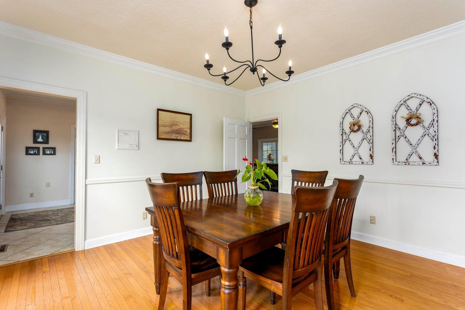 337 Edgewater Street Dayton, TN 37321 - Photo 17 of 63 Dining Room