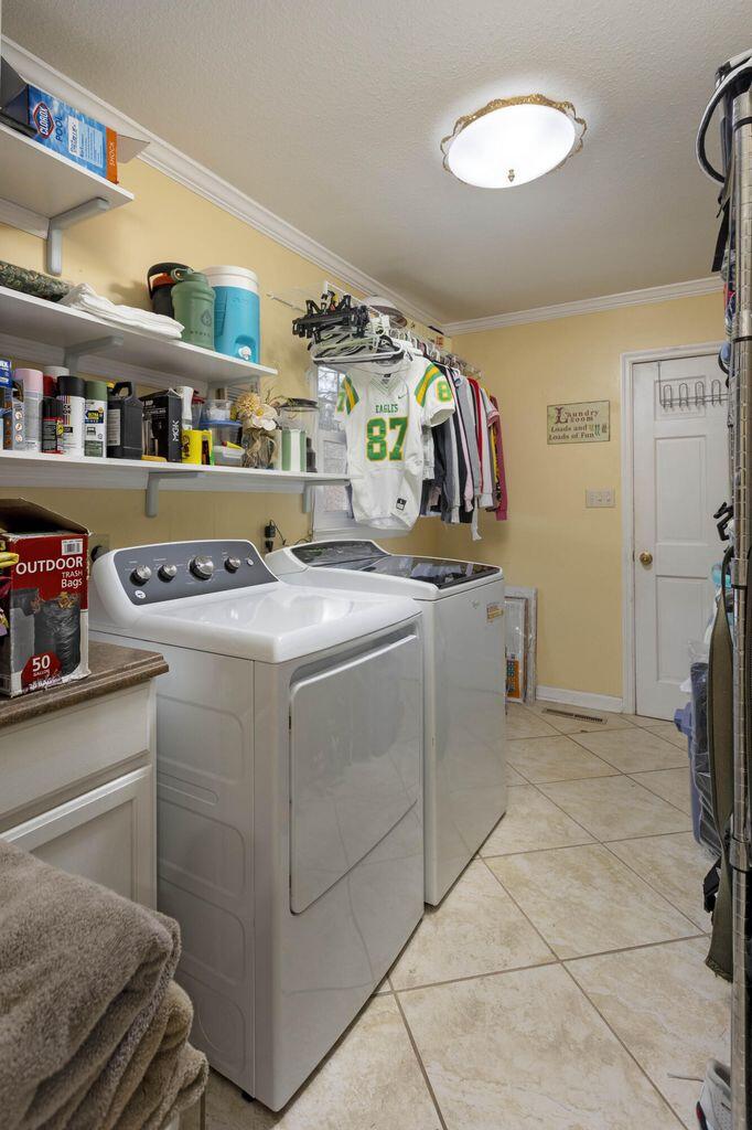 337 Edgewater Street Dayton, TN 37321 - Photo 41 of 63 Laundry