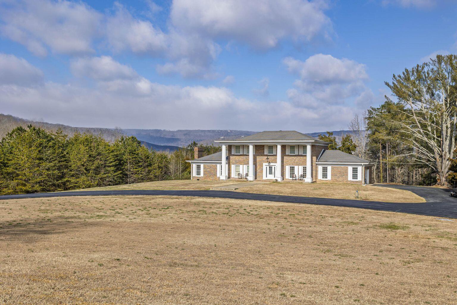 337 Edgewater Street Dayton, TN 37321 - Photo 53 of 63 Front of House
