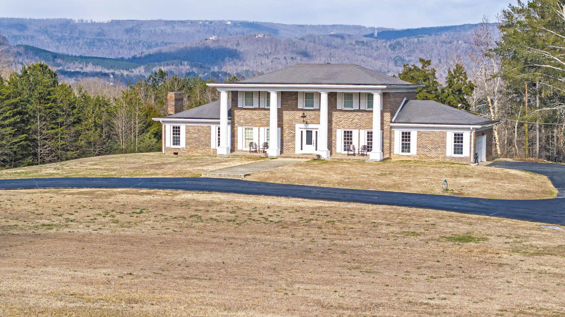 337 Edgewater Street Dayton, TN 37321 - Photo 54 of 63 Front of House