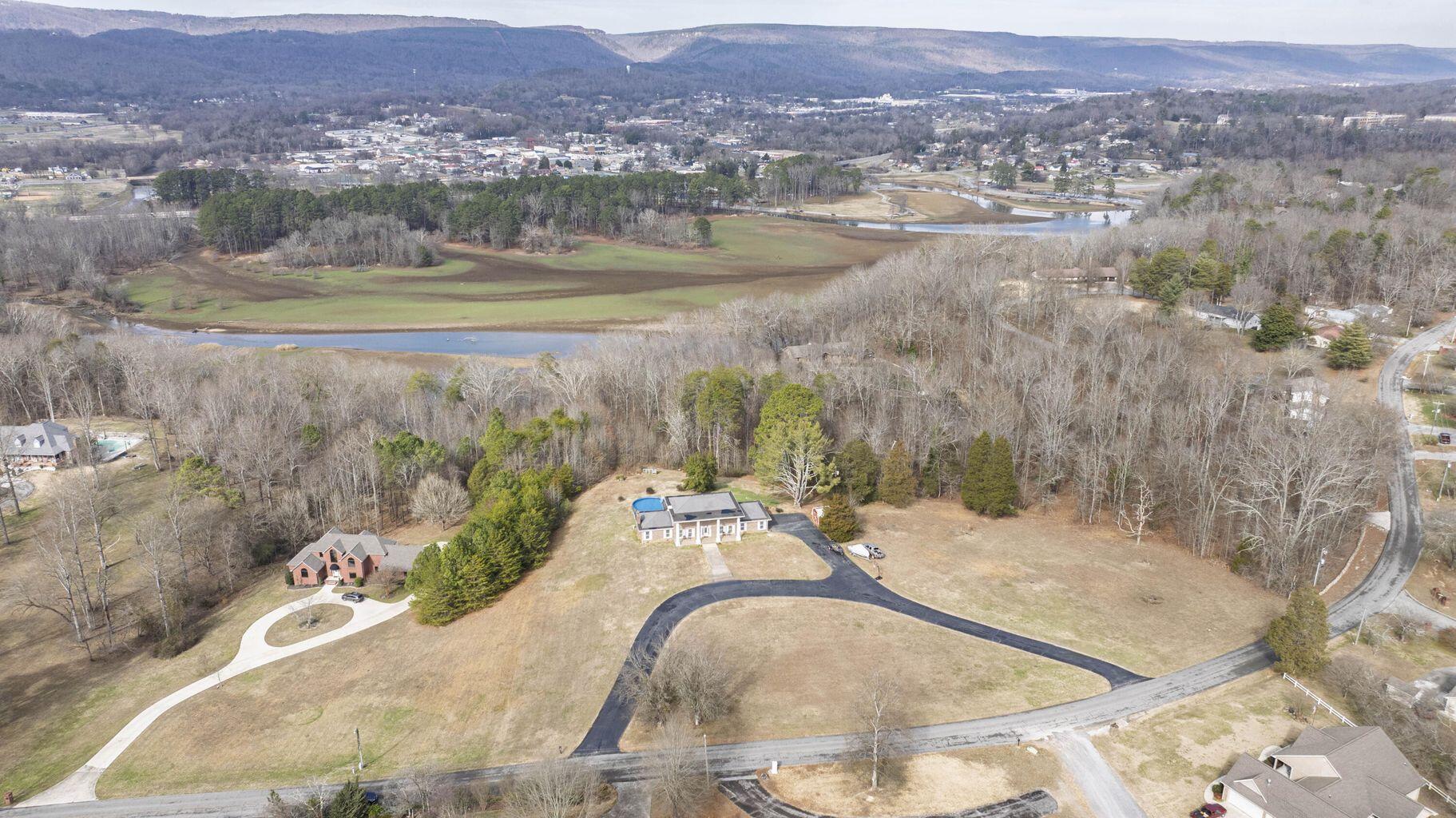 337 Edgewater Street Dayton, TN 37321 - Photo 59 of 63 Aerial