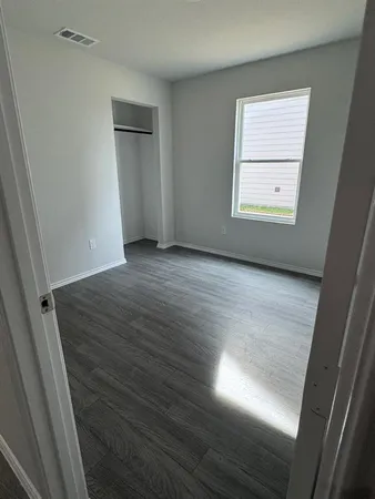 $2,000 | 350 Azalea Trail, Granbury, TX 76048