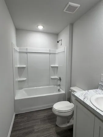 $2,000 | 350 Azalea Trail, Granbury, TX 76048