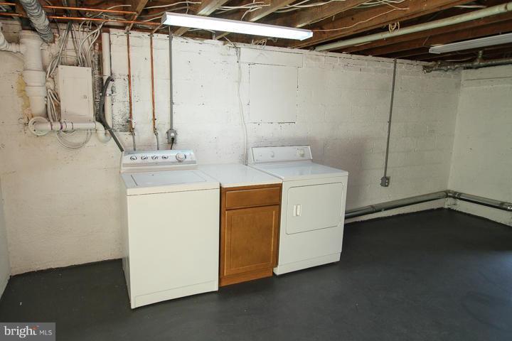 7109 Coventry Road Alexandria, VA 22306 - Photo 25 of 30 Interior (General)