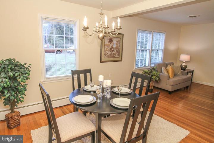 7109 Coventry Road Alexandria, VA 22306 - Photo 4 of 30 Dining Room