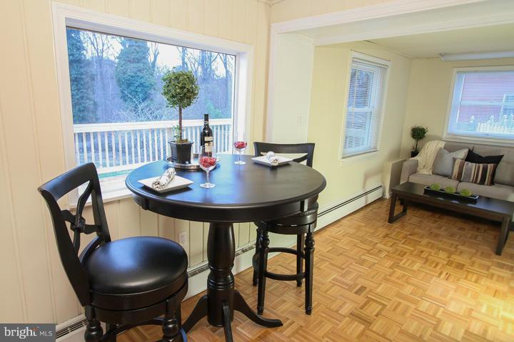 7109 Coventry Road Alexandria, VA 22306 - Photo 10 of 30 Family Room