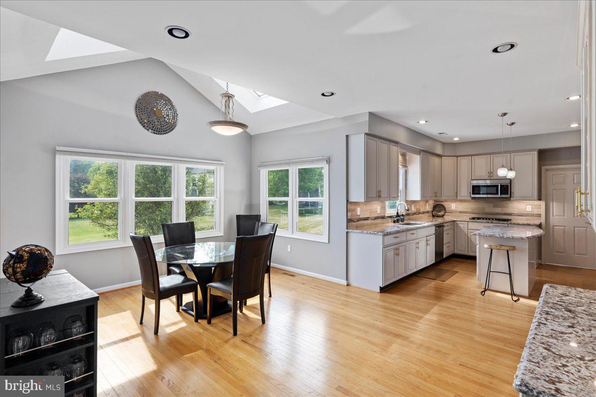 32 Bittersweet Drive Doylestown, PA 18901 - Photo 16 of 47