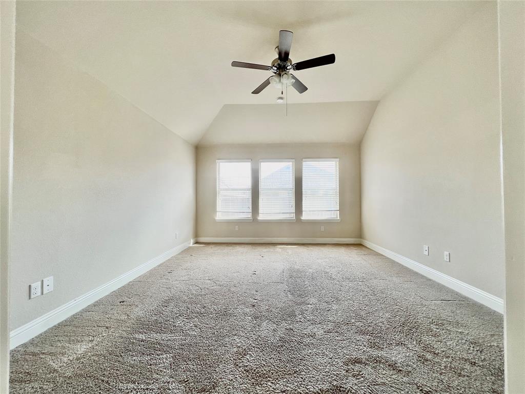 640 Bridgewater Road Fort Worth, TX 76131 - Photo 28 of 33