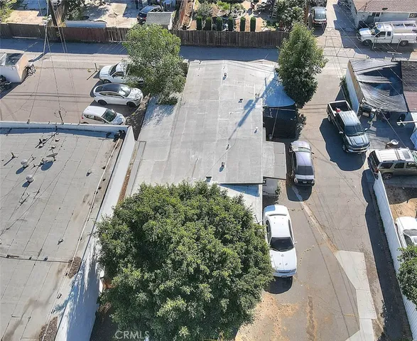 an aerial view of a house with entryway