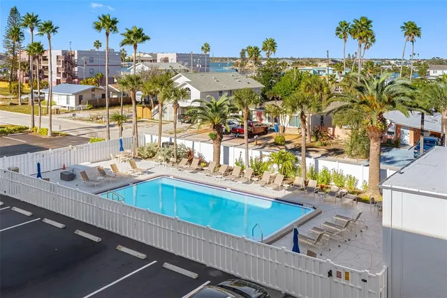 $2,550 | 14001 Gulf Boulevard, Unit 404, Madeira Beach, FL 33708