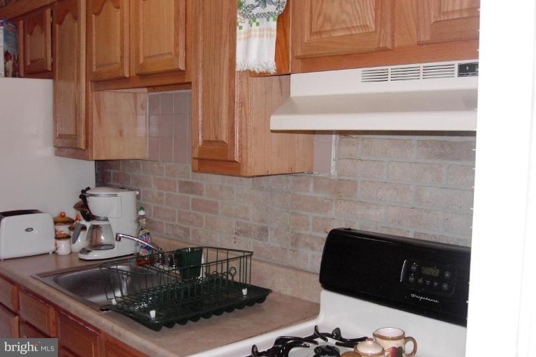 2526 Riggs Avenue Baltimore, MD 21216 - Photo 14 of 23 Kitchen #2