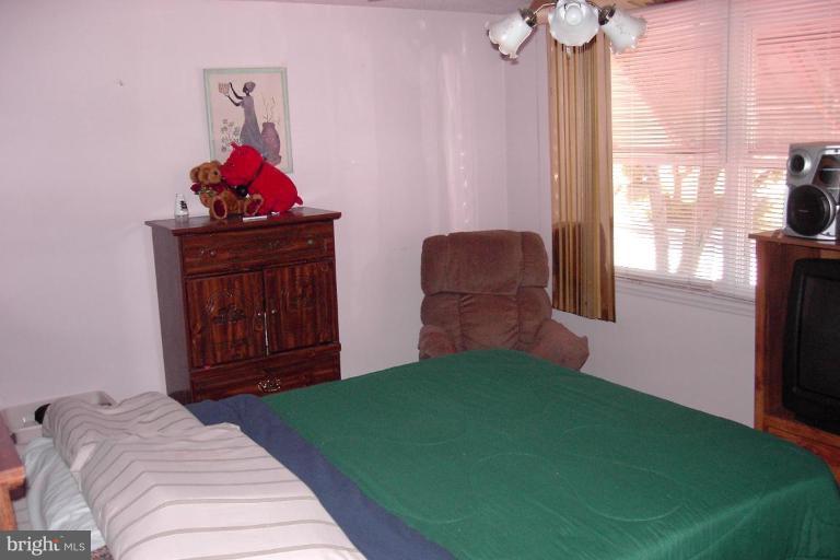 2526 Riggs Avenue Baltimore, MD 21216 - Photo 20 of 23 Master Bedroom #2