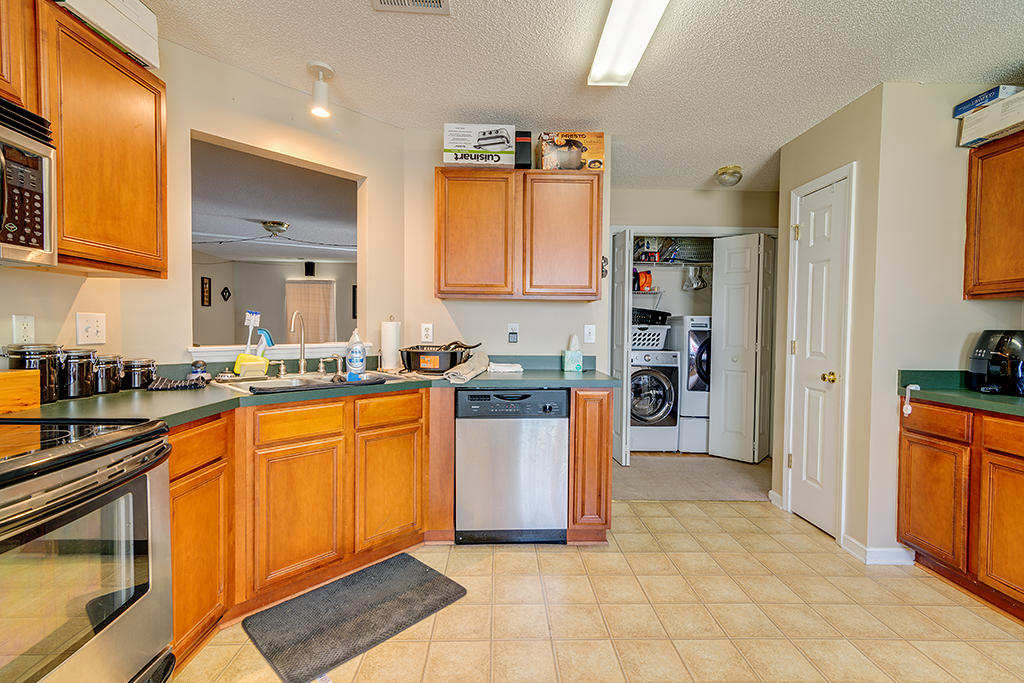 244 Dunning Road Summerville, SC 29486 - Photo 4 of 12 244 dunning pic 4