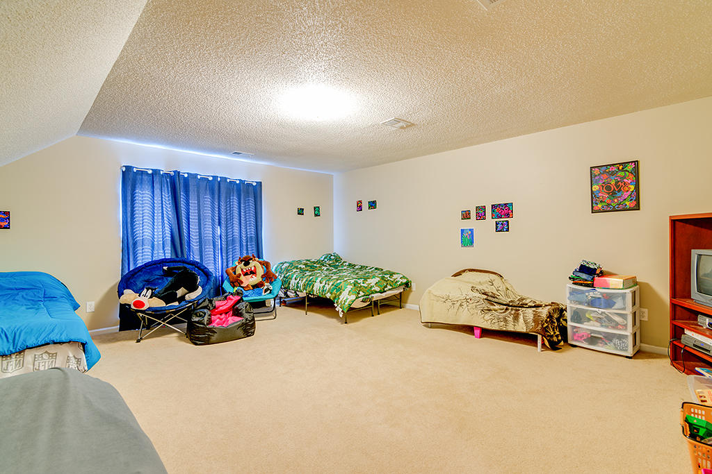 244 Dunning Road Summerville, SC 29486 - Photo 7 of 12 244 dunning pic 7