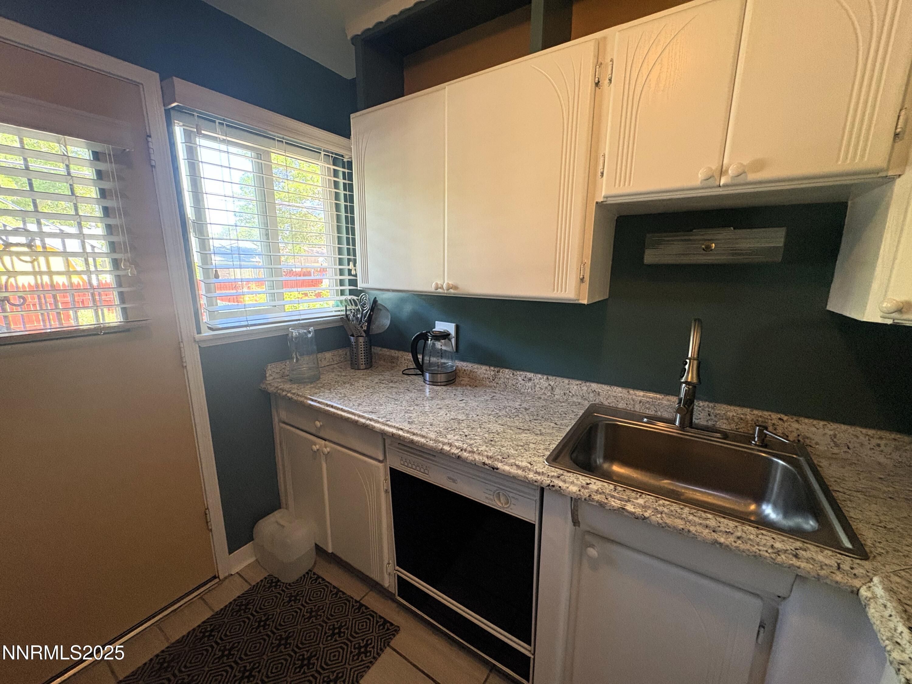 1940 4th Street, Unit 51 Sparks, NV 89431 - Photo 11 of 27 IMG_0636