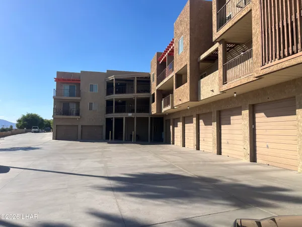 $163,500 | 256 Lake Havasu Avenue, Unit B70, Lake Havasu City, AZ 86403