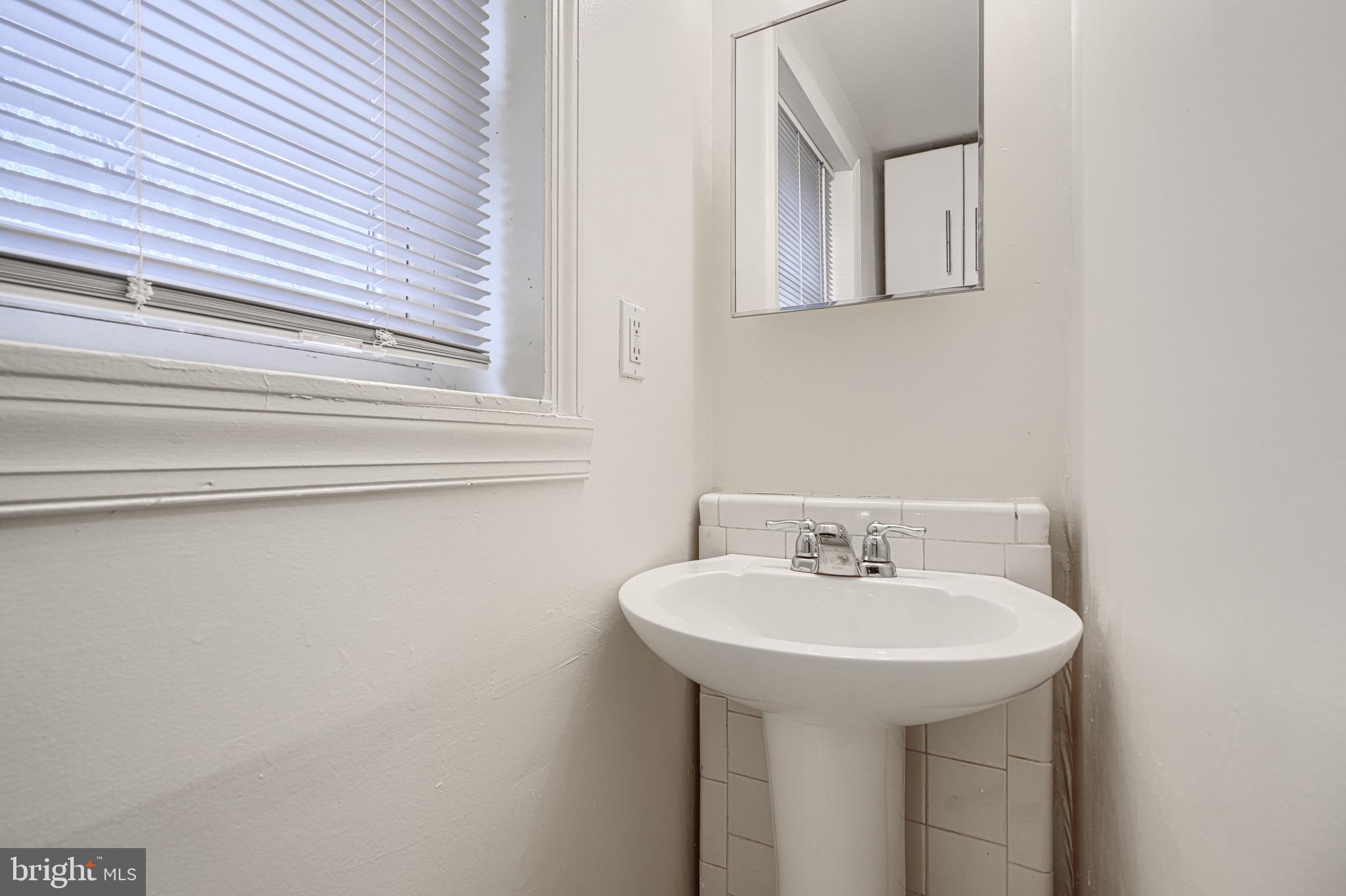 1138 West Lombard Street Baltimore, MD 21223 - Photo 14 of 27