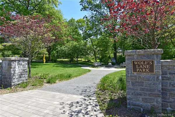 a view of a sign board