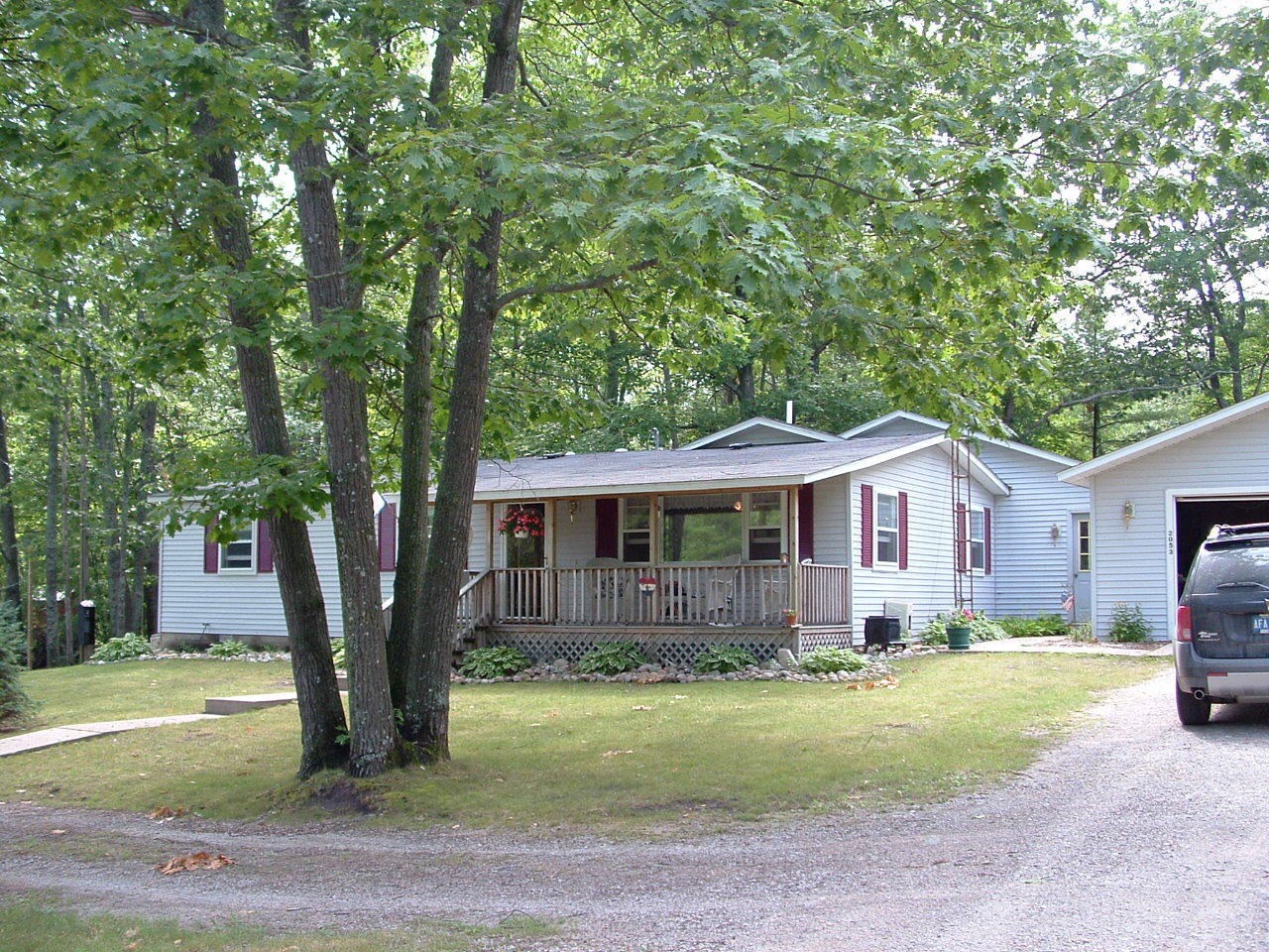 2053 Bennett Road Cheboygan, MI 49721 - Photo 3 of 23 Gallery Image 3