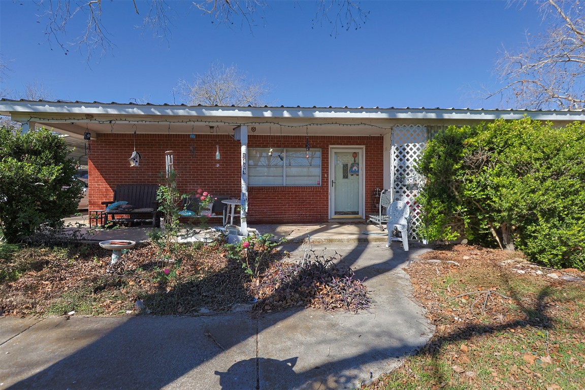 1403 Harris Hill Road San Marcos, TX 78666 - Photo 11 of 13 a view of a terrace