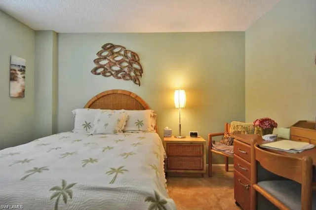 $4,900 | 260 Seaview Court, Unit 404, Marco Island, FL 34145