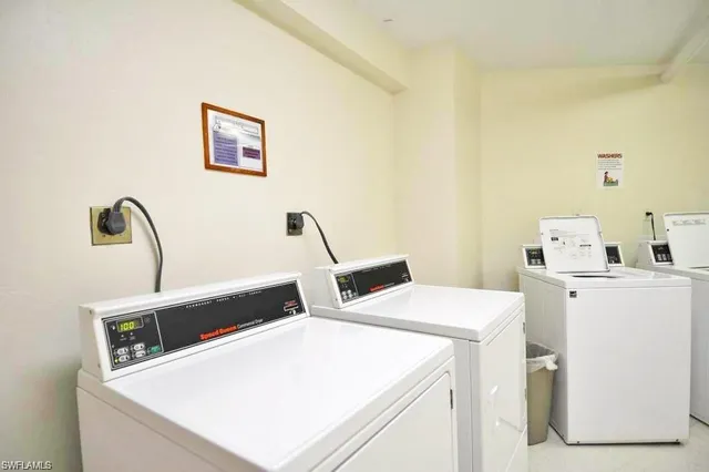 $4,900 | 260 Seaview Court, Unit 404, Marco Island, FL 34145