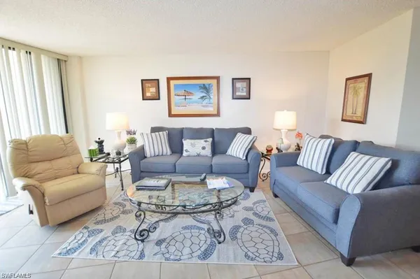 $5,995 | 260 Seaview Court, Unit 404, Marco Island, FL 34145