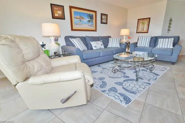 $5,995 | 260 Seaview Court, Unit 404, Marco Island, FL 34145