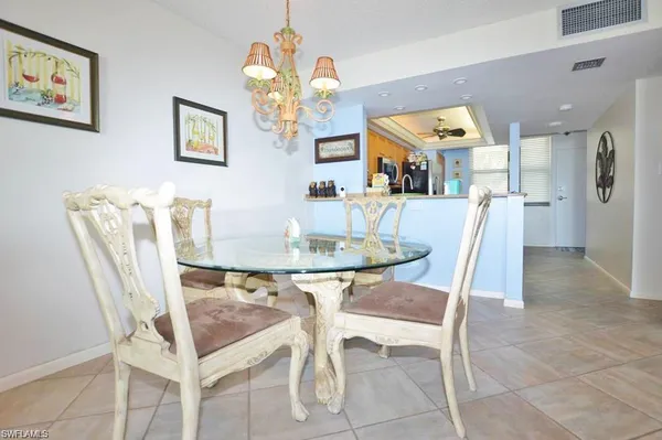 $5,995 | 260 Seaview Court, Unit 404, Marco Island, FL 34145