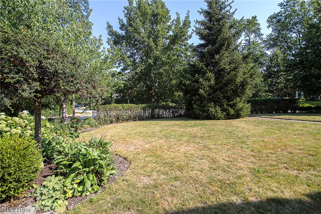 17426 Berwyn Road Cleveland, OH 44120 - Photo 30 of 31 Gallery Image 30