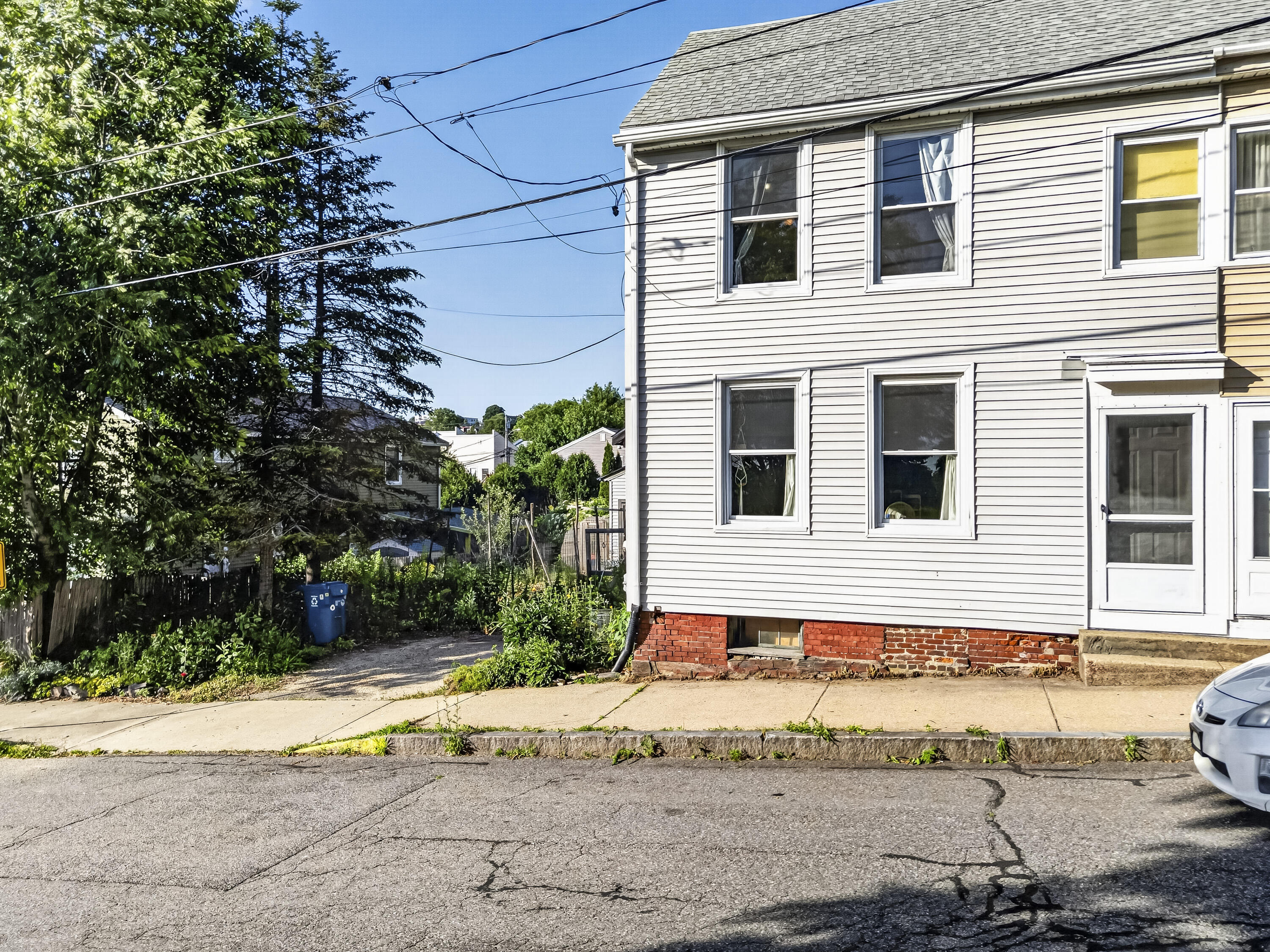 23 Mayo Street Portland, ME 04101 - Photo 2 of 40 Exterior Front