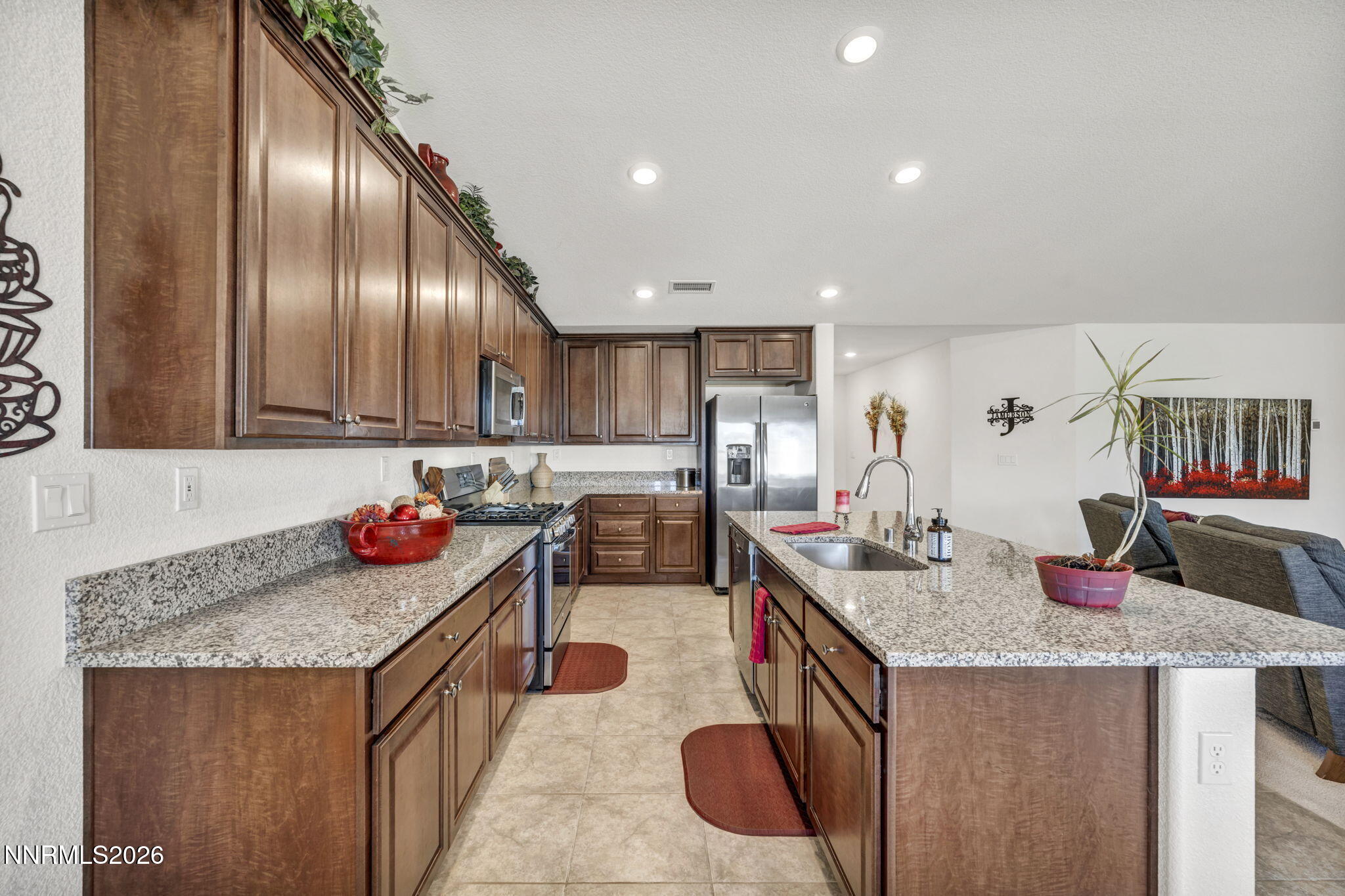 369 Redwall Court Dayton, NV 89403 - Photo 11 of 43 48-web-or-mls-369-redwall-ct