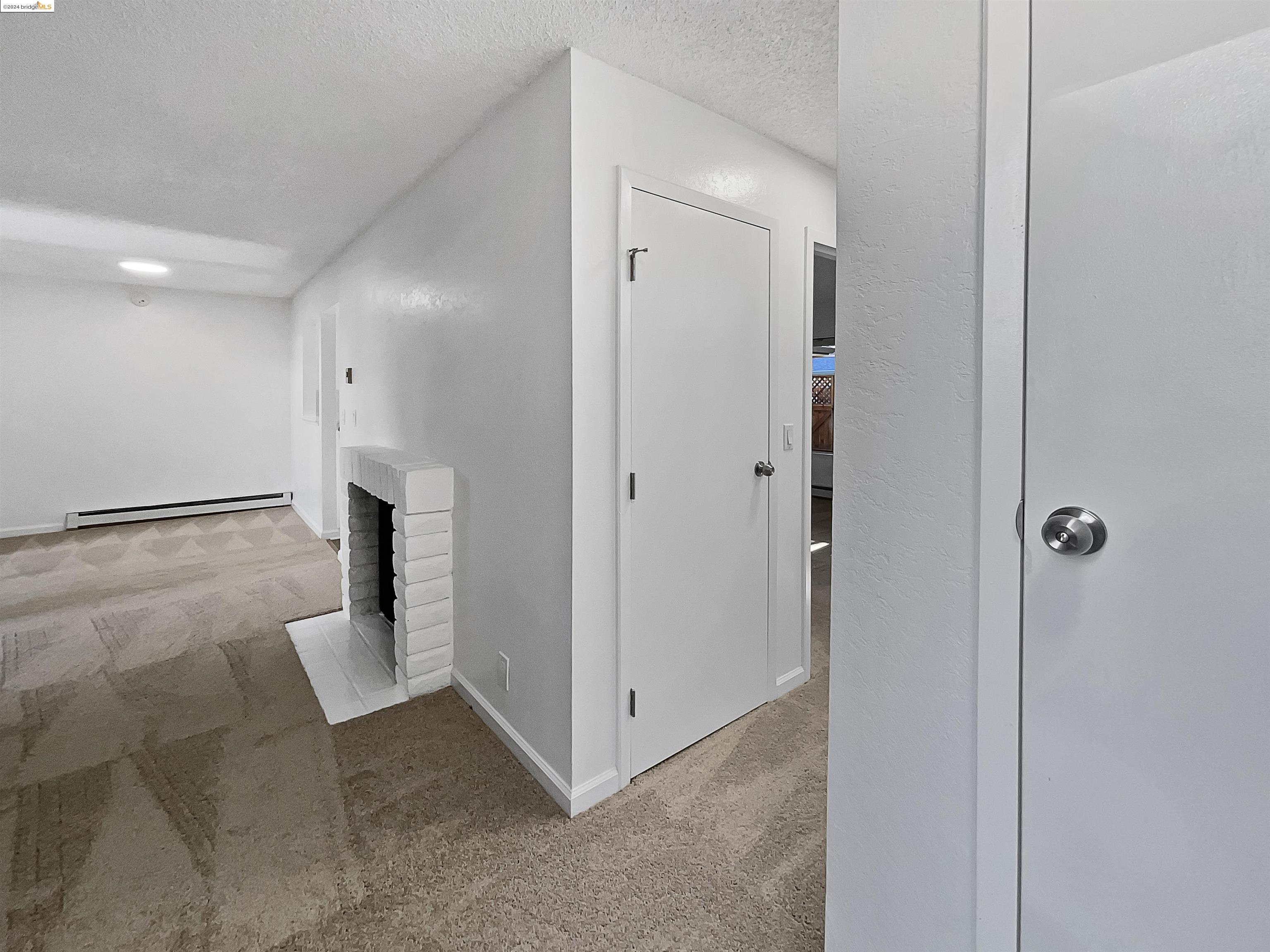 1023 Delna Manor Lane, Unit LANE San Jose, CA 95128 - Photo 11 of 38