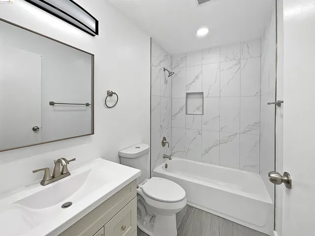 $629,000 | 1023 Delna Manor Lane, Unit LANE, San Jose, CA 95128