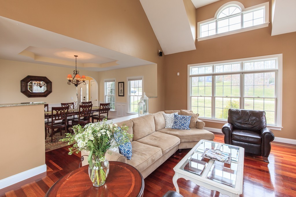 91 Brook Street Raynham, MA 02767 - Photo 7 of 29 Gallery Image 7