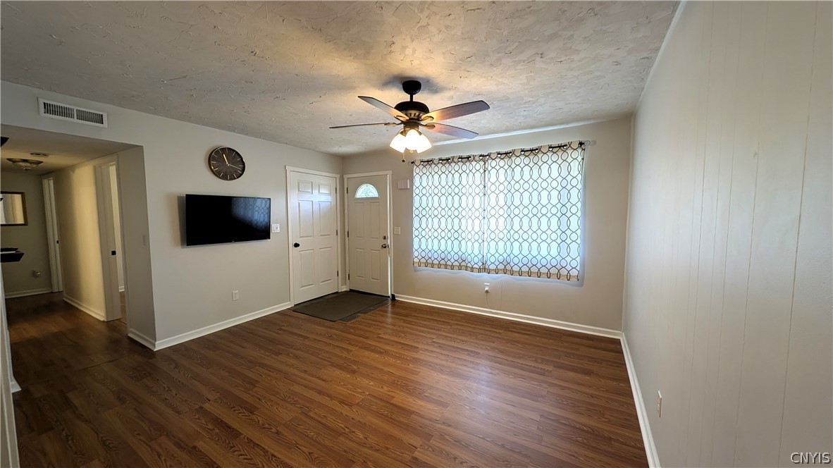 7925 Rinaldo Boulevard East Cicero, NY 13030 - Photo 4 of 28