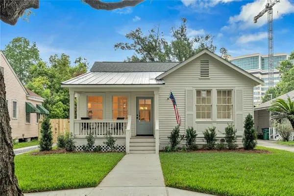 $589,000 | 313 Rio Vista Avenue, Jefferson, LA 70121